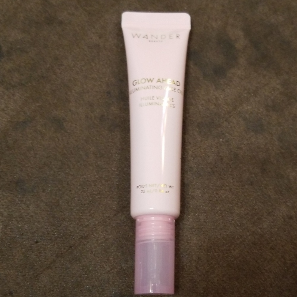 Wander Glow Ahead Illuminating Face Oil